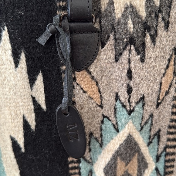 MZ Fair Trade Textiles Artisan Made
100% Wool Hand Crafted Tote Bag - Picture 5 of 15